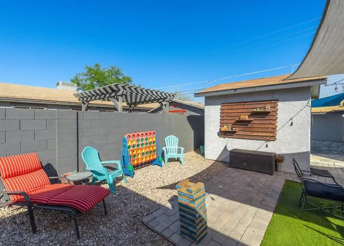 Casita With Beautiful Patio - Unit B *